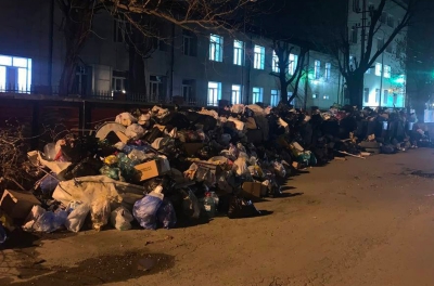 В столице Дагестана мусорный коллапс из-за задержаний мигрантов — СМИ